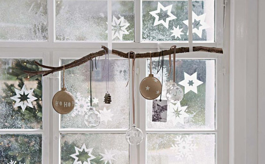 Kerstdecoratie voor je ramen en deuren